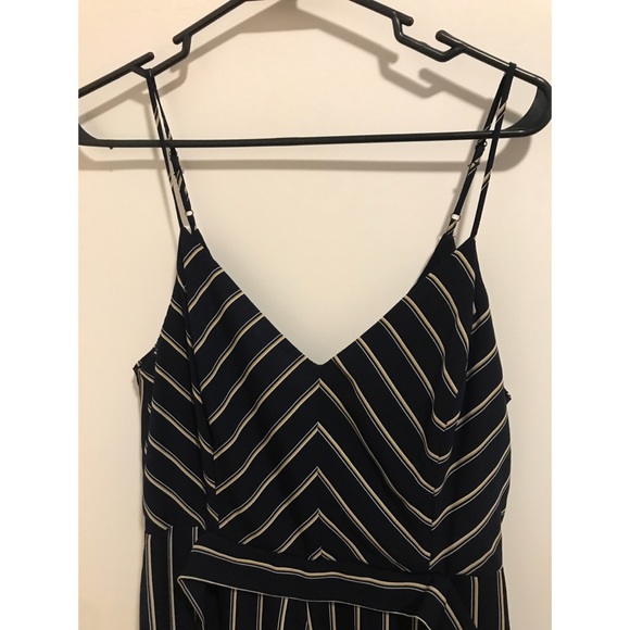 Super Cute Business Casual Romper Day to Night - Picture 2 of 7